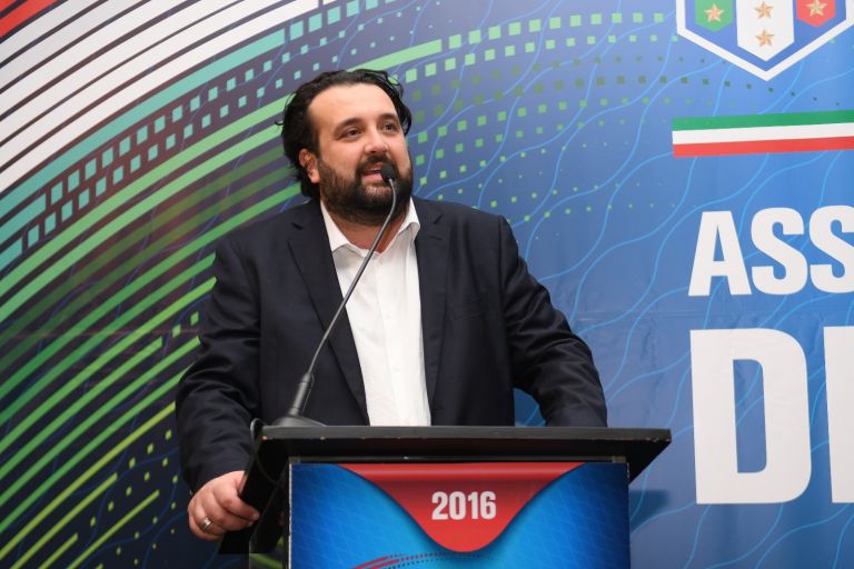 divisione calcio a 5 andrea montemurro