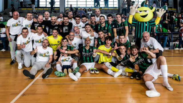 La festa della L84 non finisce mai: lacrime di gioia colorate di verde e nero