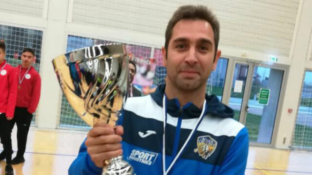L’ora del mercato: meglio un allenatore-totem o cinque top player?
