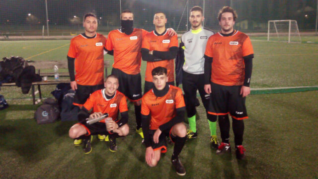 Peaky Blinders scatenati a colpi di rasoio