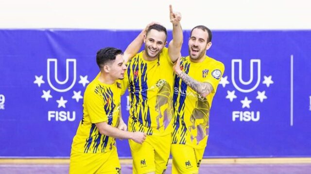 Real San Giuseppe 7 bellezze: Fuorigrotta al tappeto