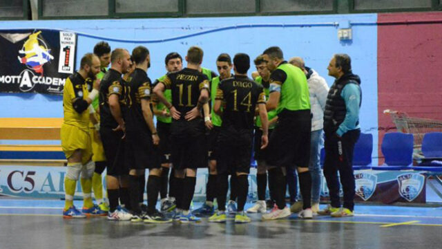 Lazio c5 che colpo! Futsal Fuorigrotta non pervenuto