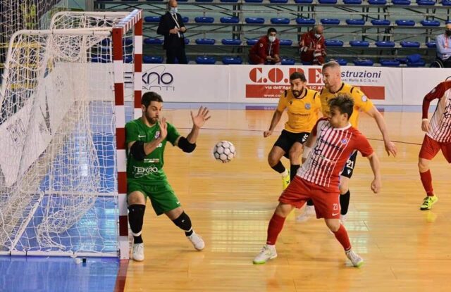 Playoff scudetto: Ramon spacca la porta, CMB porta Pesaro a gara3