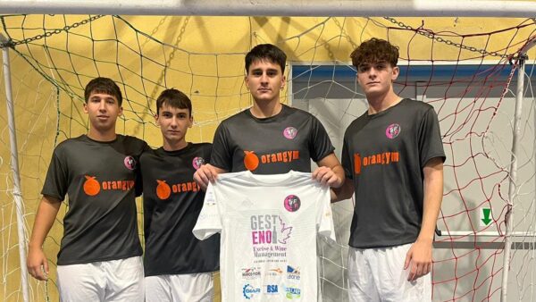 Fucsia U19