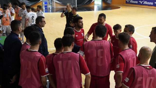 Fortitudo, debutto con sconfitta per Nuccorini: “Interrompere l’emorragia e ripartire”
