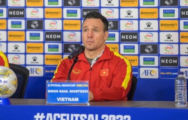 E’ l’uomo giusto ma non oggi: Napoli-Giustozzi non si fa