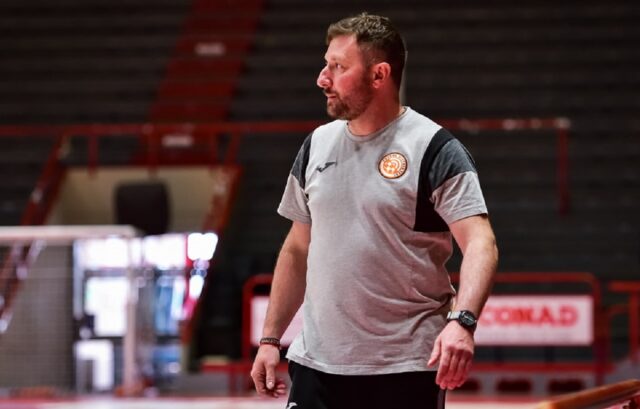 Emanuele Fratini non è più l’allenatore del Futsal Pistoia