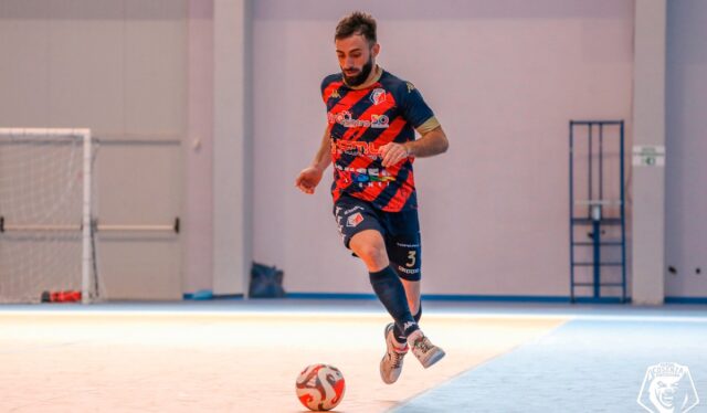 Ancora un’uscita dalla Pirossigeno Cosenza: Giovanni Messina torna sul futsalmercato