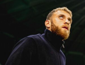 Di Gregorio prima di una partita della Juve