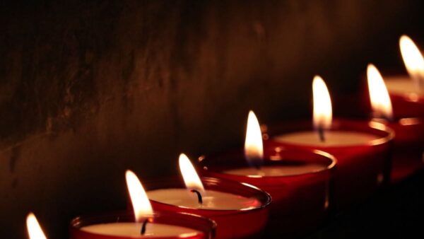 Candele funebri