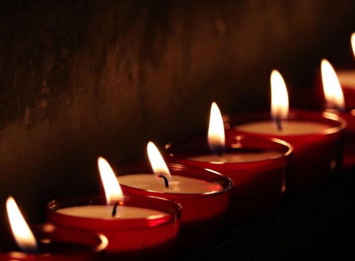 Candele funebri