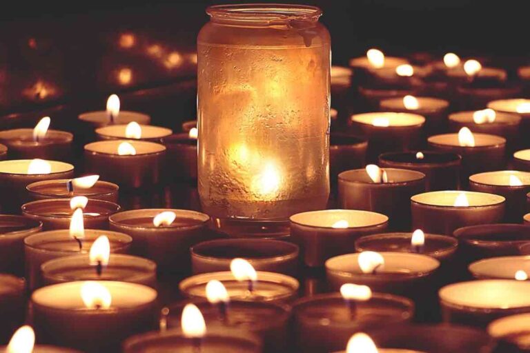 Candele funebri
