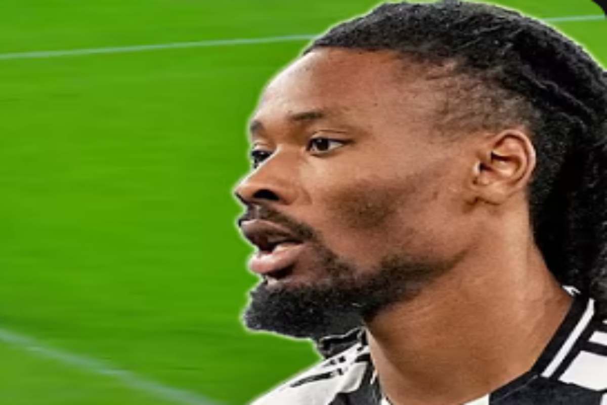 Khephren Thuram con la maglia della Juve