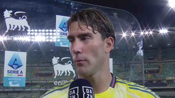 Vlahovic dopo una partita della Juve