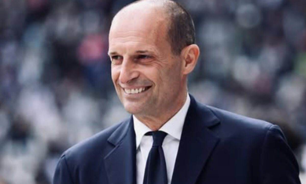 Allegri prima di una gara della Juve