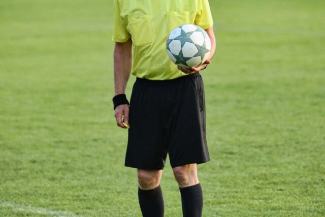 Dal referto spuntano le minacce all’arbitro: maxi squalifica