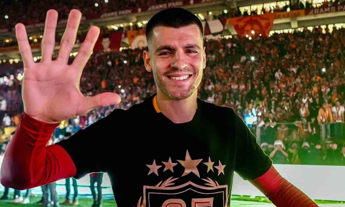 Morata festeggia il titolo con il Galatasaray