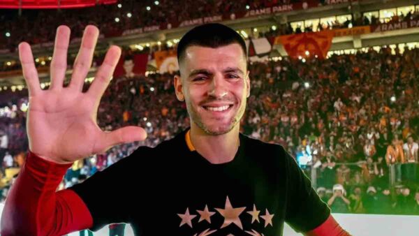 Morata festeggia il titolo con il Galatasaray