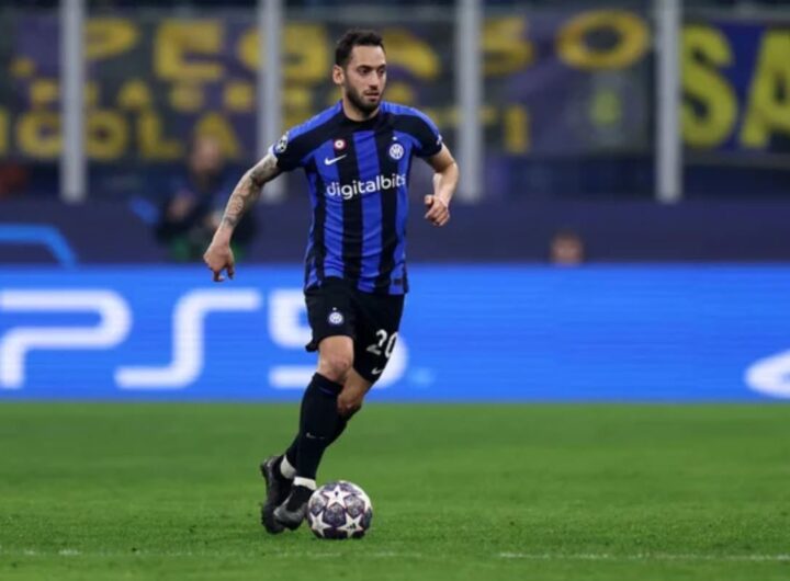 Hakan Calhanoglu centrocampista
