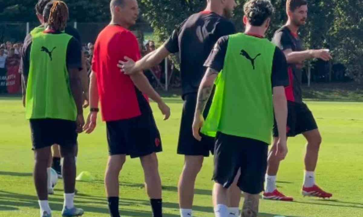 Allegri dirige l'allenamento