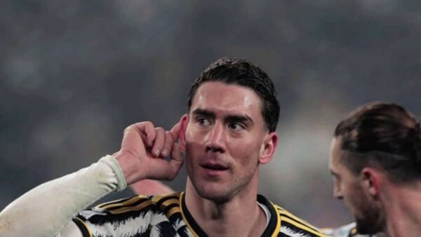 Vlahovic blocca la Juve